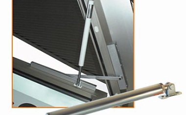 Türöffnungsbegrenzer verhindert ungedämpftes Aufschlagen von Türen