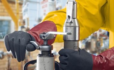 Flüssigkeitsdichter Schutzhandschuh/Chemikalienschutzhandschuh mit hoher Griffsicherheit