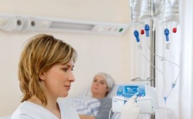 Zytostatika-Applikation: Neue Infusionsgeräte mit „Sicherheits-Klick“