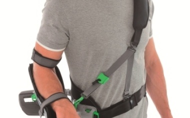 In zwei Ebenen einstellbar: Schulterschiene CAMOshoulder von OPED