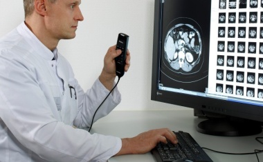 Digta HL7-Dienst von Grundig: Diktier- und Spracherkennungslösungen für das Krankenhaus