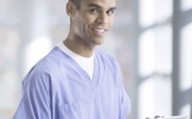 Welchen Nutzen haben Systeme zur klinischen Entscheidungsunterstützung für Krankenhäuser, Ärzte und Patienten?