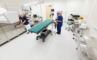 Hygienische Wandverkleidungen von Debolon in Operationssälen