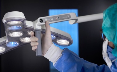 Behandlungsleuchte TRIANGO 100