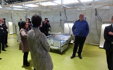 Betten für Corona-Behandlungszentrum