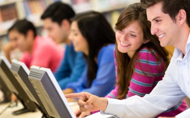 Live-Webinar und Science Cast Serie