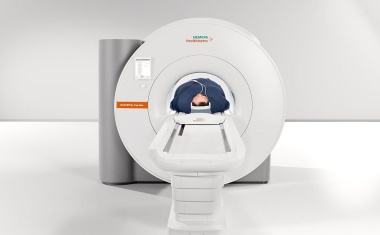 Siemens Healthineers: Kleinstes und leichtestes Ganzkörper-MRT