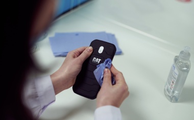 Cat phones – Hygienische und robuste Smartphones für Pflege-Profis