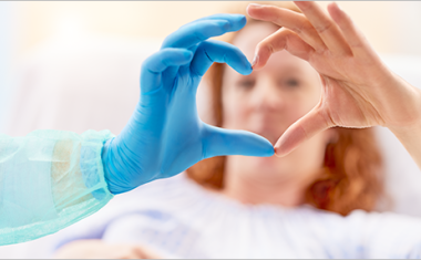 Hand in Hand gegen Covid mit Antigen- und Antikörpertests