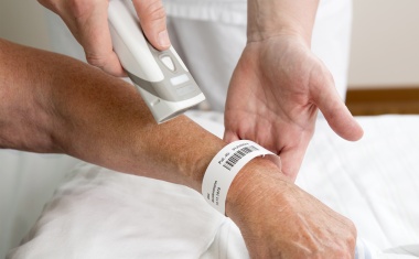 Sicherheit mit System- Armilla Patientenarmbänder
