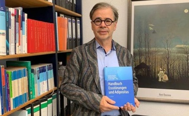 79 Beiträge über Essstörungen, die Therapiestandards setzen