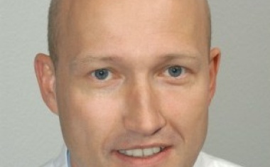 Prof. Dr. Matthias Brüwer erhält als erster Chirurg Zertifikat „Chronisch entzündliche Darmerkrankungen“