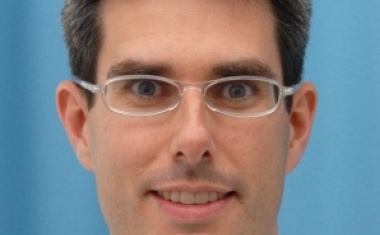 PD Dr. Alexander Rösch mit dem Deutschen Hautkrebspreis 2011 und dem Oscar-Gans Förderpreis 2011 ausgezeichnet