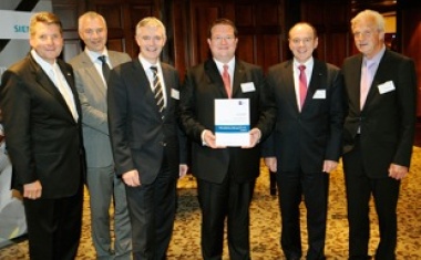 „Zukunftspreis der Gesundheitswirtschaft 2012“ geht an die Elblandkliniken