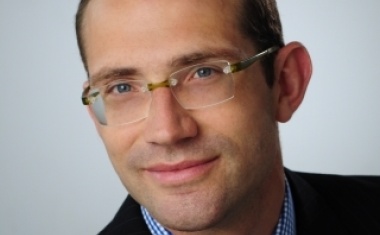 PD Dr. Sebastian Lippross erhält Hans-Liniger-Preis der DGU