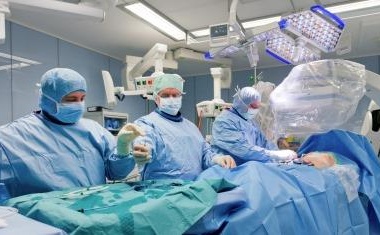 Klinikum Augsburg: Neue OP-Säle mit modernster Technik gehen in Betrieb