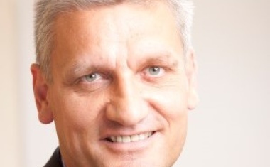 Dr. med. Achim Rogge verstärkt Geschäftsführung der Krankenhausprojektgesellschaft Schaumburg