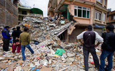 Wolters Kluwer unterstützt Katastrophenhilfe in Nepal