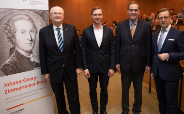 Spitzenforscher der Krebsmedizin ausgezeichnet