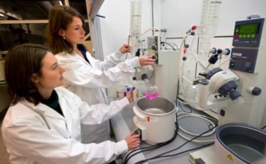 Philips und die Technische Universität Eindhoven messen und visualisieren die lokale Applikation von Chemotherapeutika