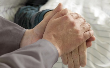 Sterbebegleitung: Projekt ermöglicht würdevollen Abschied