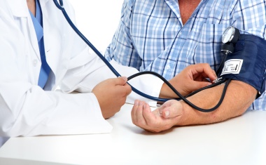 Medikamentöse Blutdrucktherapie senkt Demenzrisiko