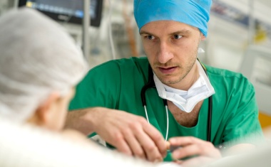 Next Level Risk Management – Nachhaltiger Schutz für Kliniken durch  präventive Risikominimierung