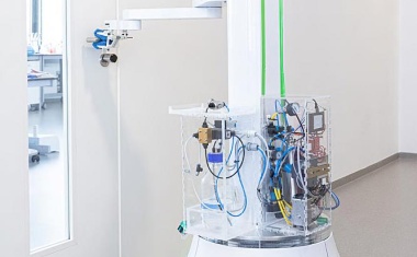 Fraunhofer IPA präsentiert Desinfektionsroboter