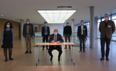 Uniklinikum Würzburg und Klinik Kitzinger Land: Gemeinsam gegen Antibiotikaresistenzen