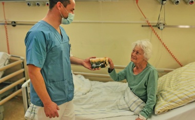 Ein Lächeln zu Weihnachten schenken