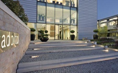 Apotheke in Modulbauweise zur Herstellung von Zytostatika und Sterilprodukten