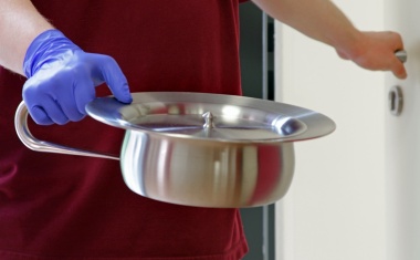 Anleitung Steckbecken reinigen: So werden Steckbecken richtig gemanagt