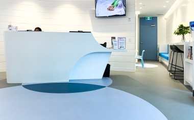 Modernste Bodenbeläge für eine hochmoderne Klinik