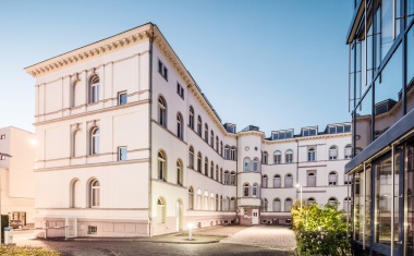 Die Oberberg Gruppe wächst: Tagesklinik für Psychiatrie, Psychosomatik und Psychotherapie eröffnet in Frankfurt am Main