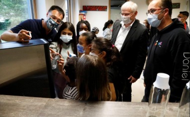 Kinder und Jugendliche als Vorbilder für abfallarmes und gesundheitsbewusstes Trinkverhalten