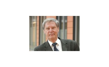 Mediziner Christoph Huber mit dem Carl-Friedrich-von-Weizsäcker-Sonderpreis geehrt