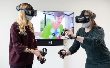 Virtuelles Trainingshospital und digitaler Rettungswagen