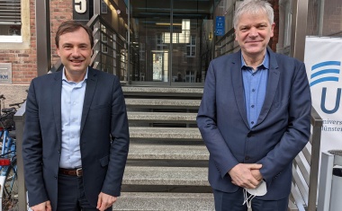 Corona-Update: Auslaufen der bundesweiten Maßnahmen, „Hotspot-Politik“ und vierte Impfung