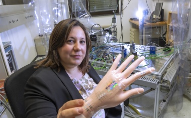 Elektronische Haut aus multisensorischem Hybridmaterial