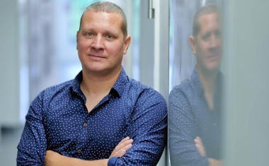 UK Essen: Florian Rambow untersucht schwarzen Hautkrebs