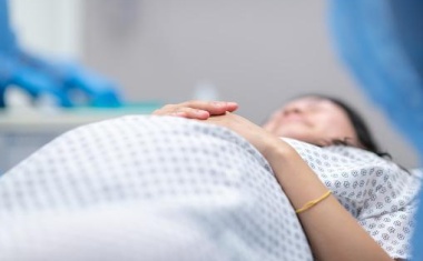 Vollständig überarbeitete Leitlinie zu Diagnostik und Therapie von geburtsbedingten Blutungen