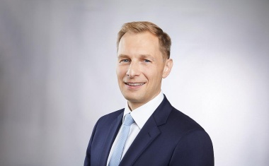 Cornelius Held komplettiert Geschäftsführung der DRK Kliniken Berlin