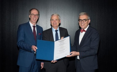 Ehrendoktorwürde für Dirk Heinz