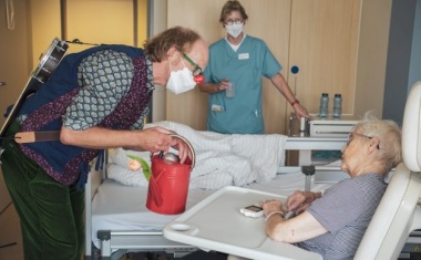 Auszeit vom Stationsalltag: Clownsvisite auf der Geriatrie