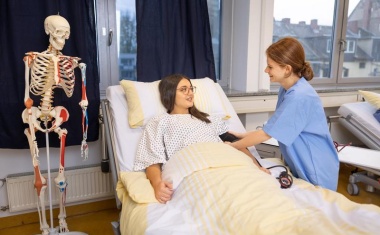 Duales Studium sichert professionelle Pflege von morgen