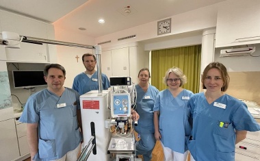 Hochmoderne Versorgung von sehr kleinen Frühgeborenen in der KJF Klinik Josefinum