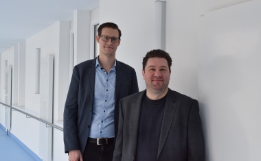 Neue Betriebsleitung im EvK Witten – Dennis Klaebe ist neuer Verwaltungsleiter, Dennis Ratzer übernimmt die Pflegedienstleitung