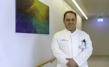 Hochschulmedizin Dresden gewinnt exzellenten Neurochirurgen und Wissenschaftler