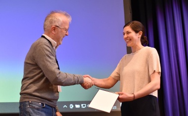 Inga Hochheiser vom Universitätsklinikum Bonn für Promotion ausgezeichnet