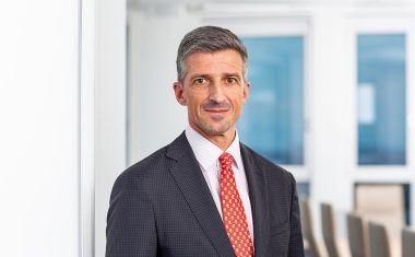 Universitätsklinikum Freiburg: Prof. Dr. Frederik Wenz bleibt bis Ende 2028 im Amt